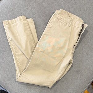 American Eagle Outfitters Men's Slim Lived-In Khaki Chinos